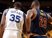 3377-杜兰特连续十五场比赛得分超过连败，加拿大队挑战极限！的简单介绍