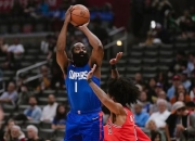 3377体育-哈登回归赛场，逆转首场状态亮眼，公牛观众沸腾！的简单介绍