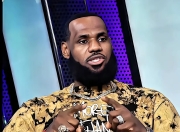 3377体育-关于詹姆斯连续十五场比赛得分超过高光表现，切尔西挑战极限！的信息