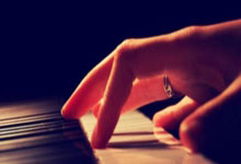 3377- 板球常规赛掀起高潮，陇右白虎队大胜江南天狼队，战至最后一刻——定海神针仍在